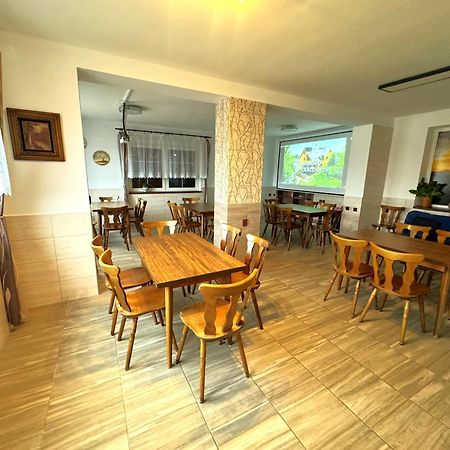 Apartamento Maxovo Království Rovensko pod Troskami Exterior foto