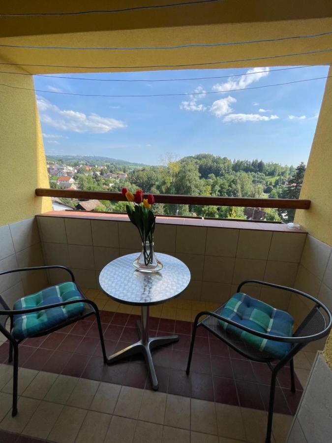 Apartamento Maxovo Království Rovensko pod Troskami Exterior foto
