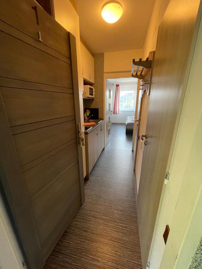 Apartamento Maxovo Království Rovensko pod Troskami Exterior foto