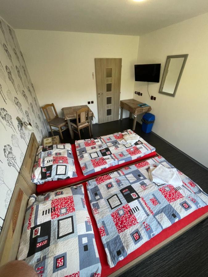 Apartamento Maxovo Království Rovensko pod Troskami Exterior foto