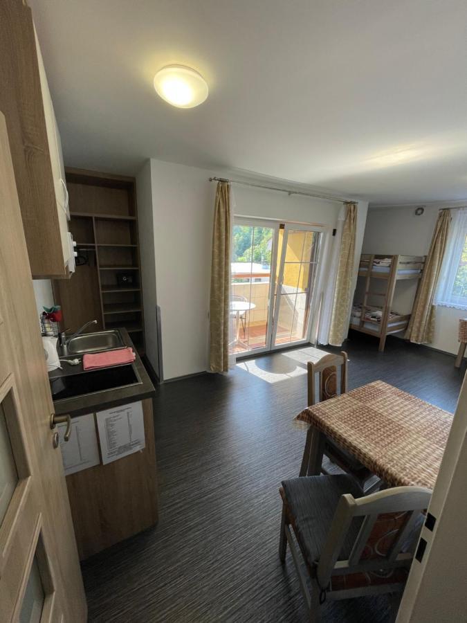 Apartamento Maxovo Království Rovensko pod Troskami Exterior foto