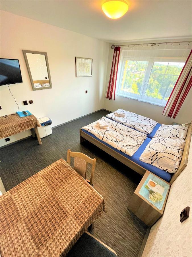 Apartamento Maxovo Království Rovensko pod Troskami Exterior foto