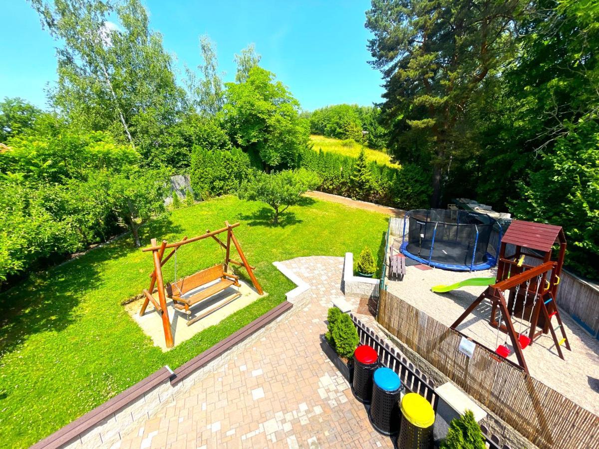 Apartamento Maxovo Království Rovensko pod Troskami Exterior foto