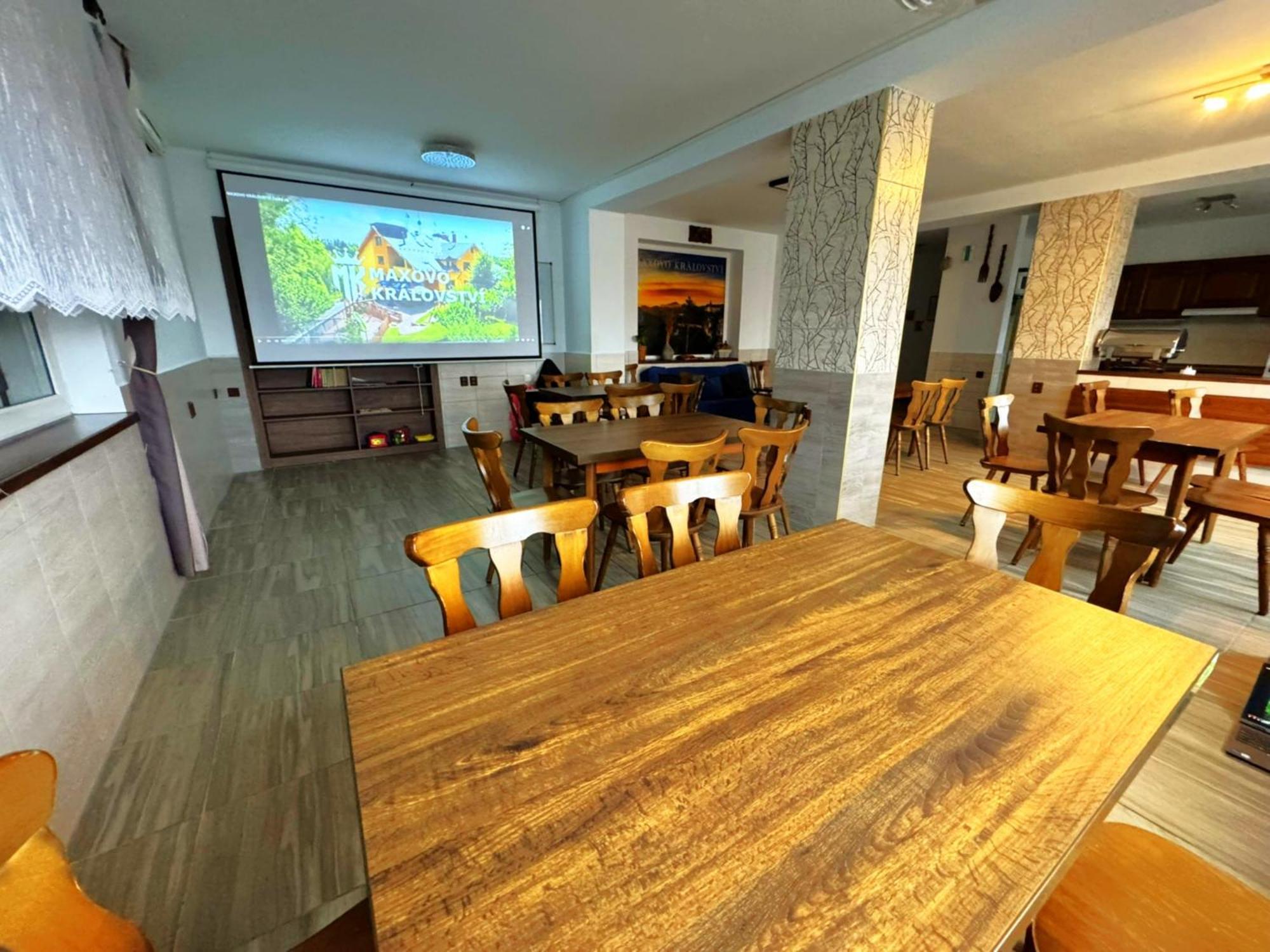 Apartamento Maxovo Království Rovensko pod Troskami Exterior foto